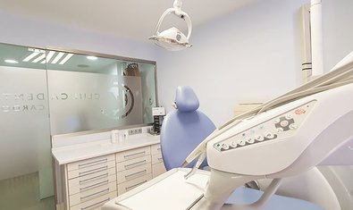 Clínica Dental Cardona
