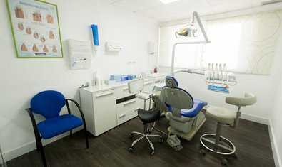 Clínica dental Dra. Consuelo Flores