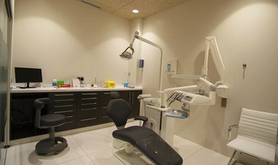 Clínica dental Javier Gisbert García