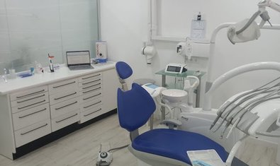 Clinica dental Raval Roig Dr.Ciric