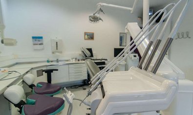 Clínica Montgó Dental Dr. Marcel Van der Linden