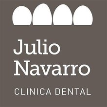 Clínica Dental Julio Navarro - логотип