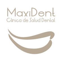 Clínica dental MaxiDent - логотип