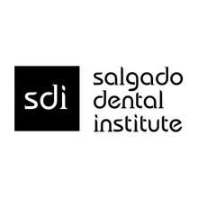 Salgado Dental Institute - логотип