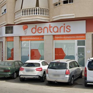 Clínica dental Dentaris