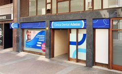 Clínica Dental Adeslas Elche