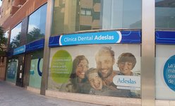 Clínica Dental Adeslas